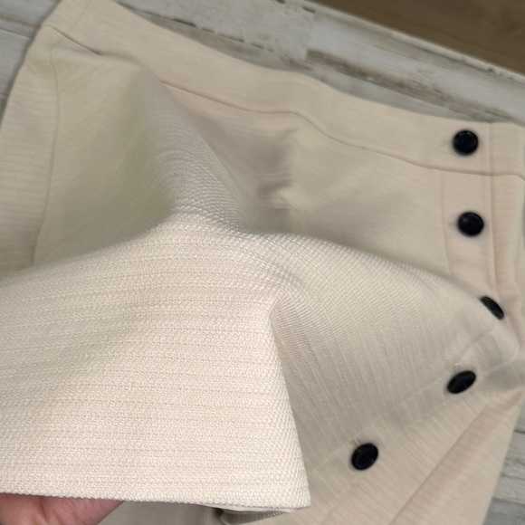 Ann Taylor Women’s Cream Textured Skirt with Button-Detailed Skirt - Picture 4 of 14